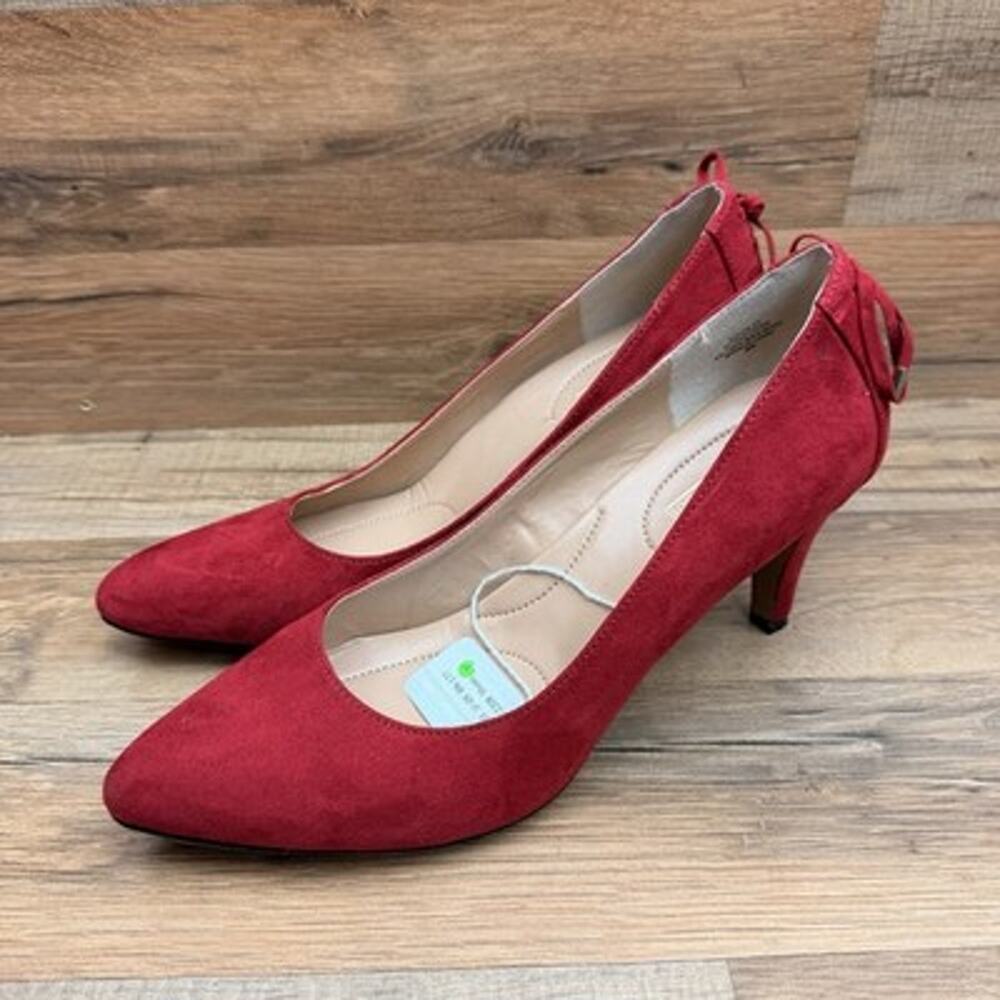 Coach and Four Louisa Womens Red Faux Suede Pointed Toe Pump Heel 8M Lace Back
